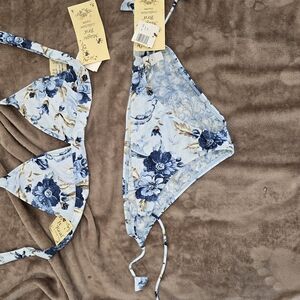 MAGIC BRA‎ COLLECTION Blue and White Artistic Bikini